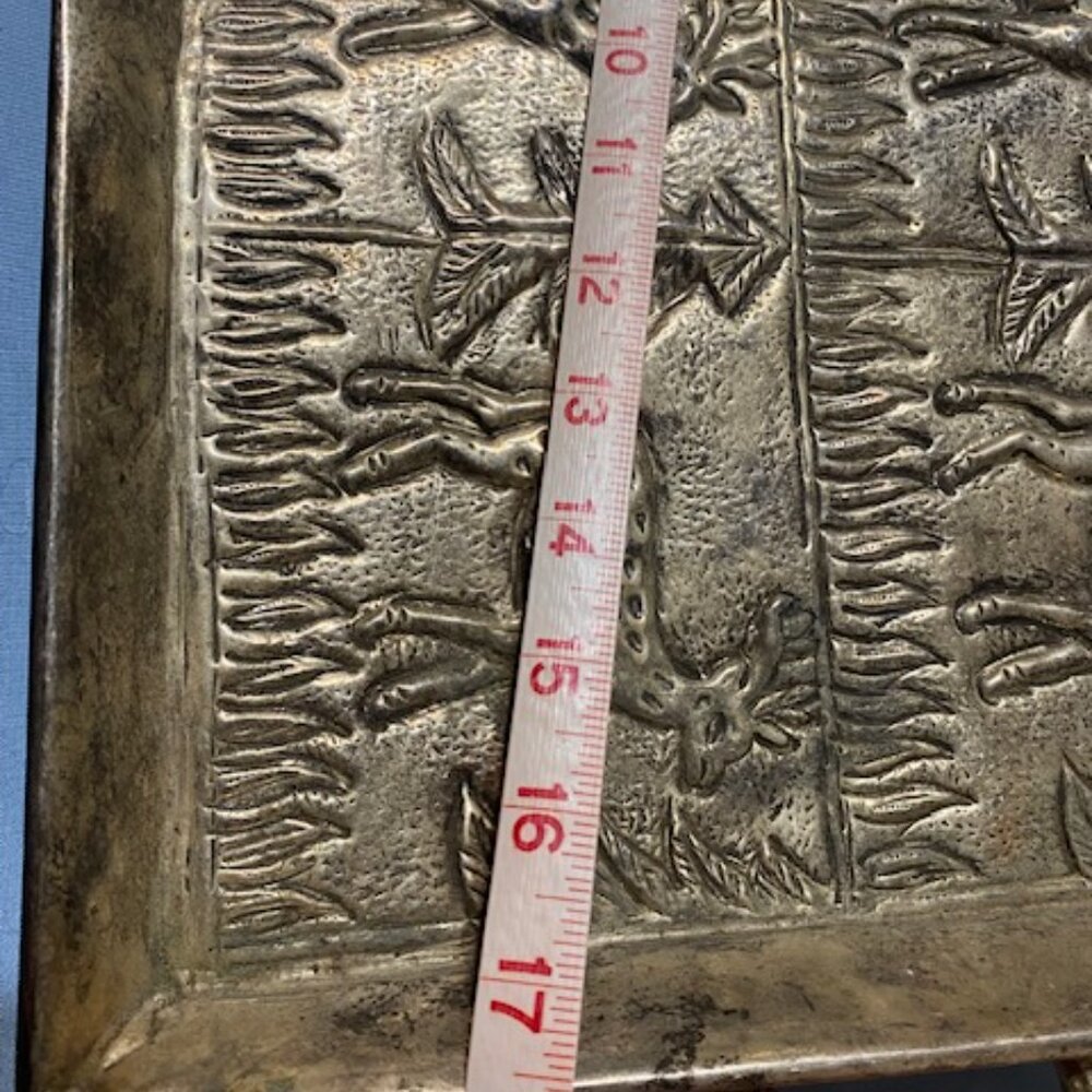 Vintage-style Silver Plate Tray Deer & Evergreen Trees Embossed Repousse - Picture 8 of 8